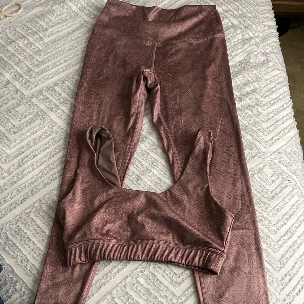 Glyder rose python sports bra and leggings set